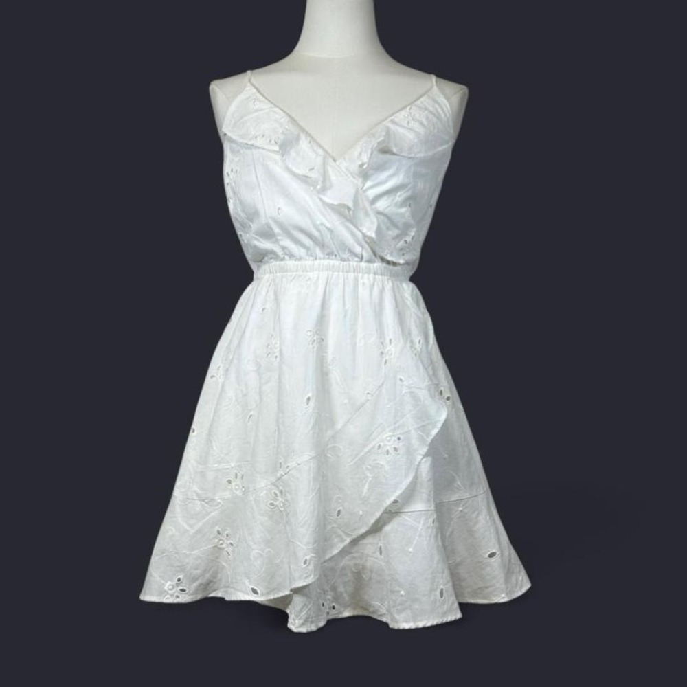 Express Womens White Floral Eyelet Wrap Front Mini Dress XS Cottage Soft Girl